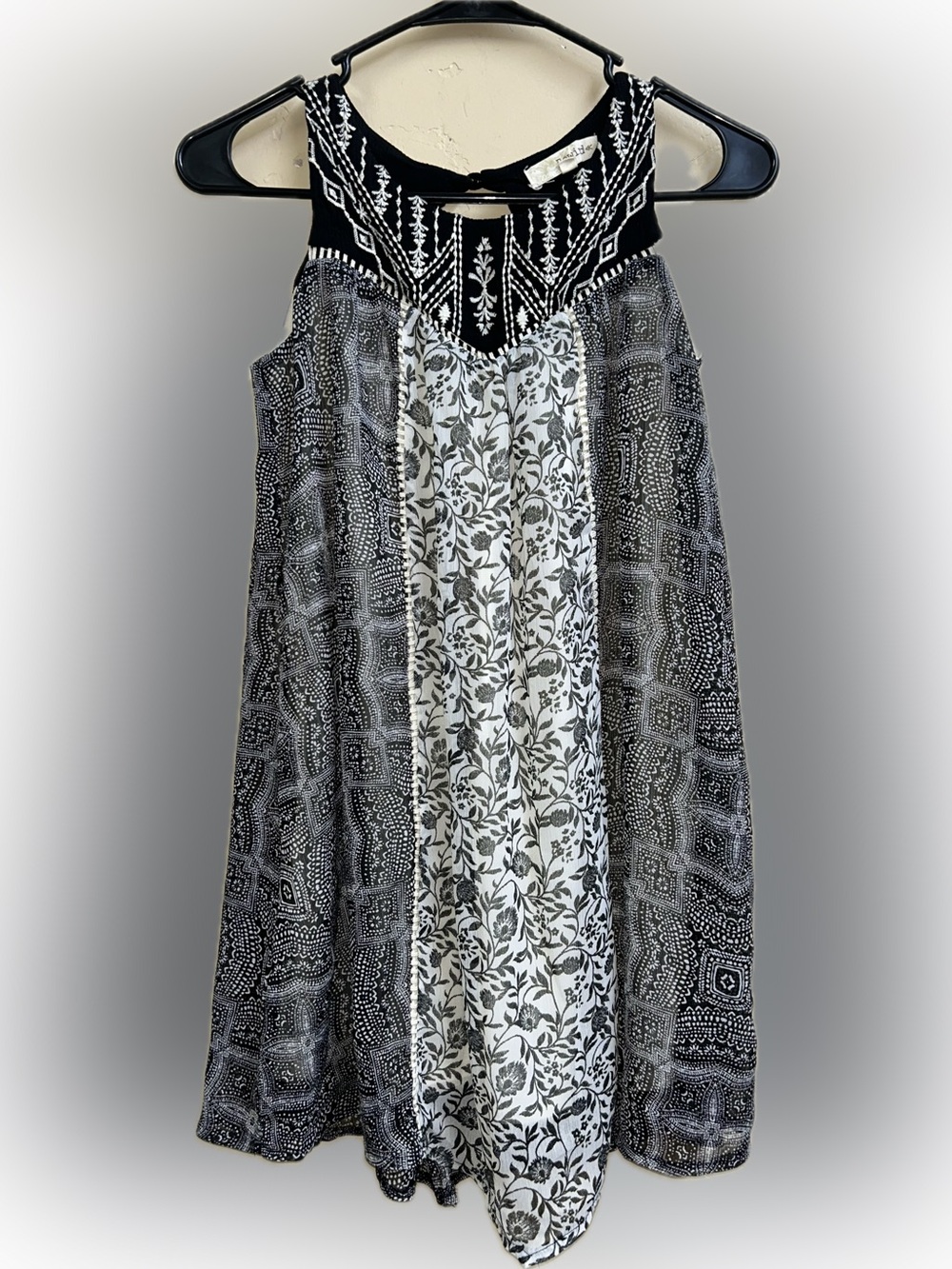 🔥5/$35🔥 Boho Black & White Printed Maxi Dress | Rewind | Size XS - Picture 3 of 9